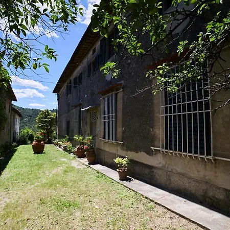 Apparita Apartment *